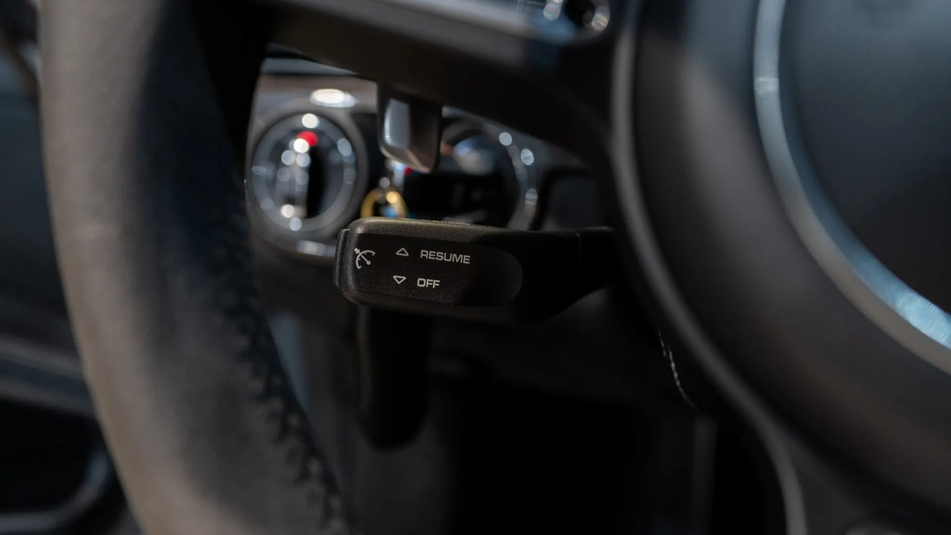 Porsche 911 — photo 21