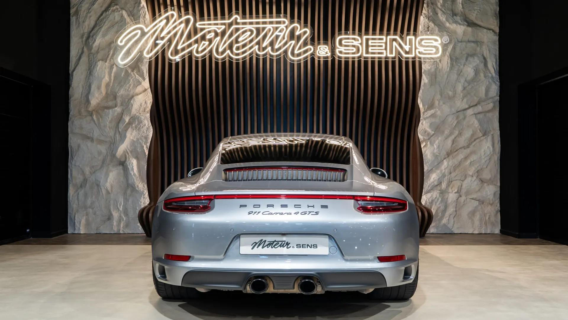 Porsche 911 — photo 4