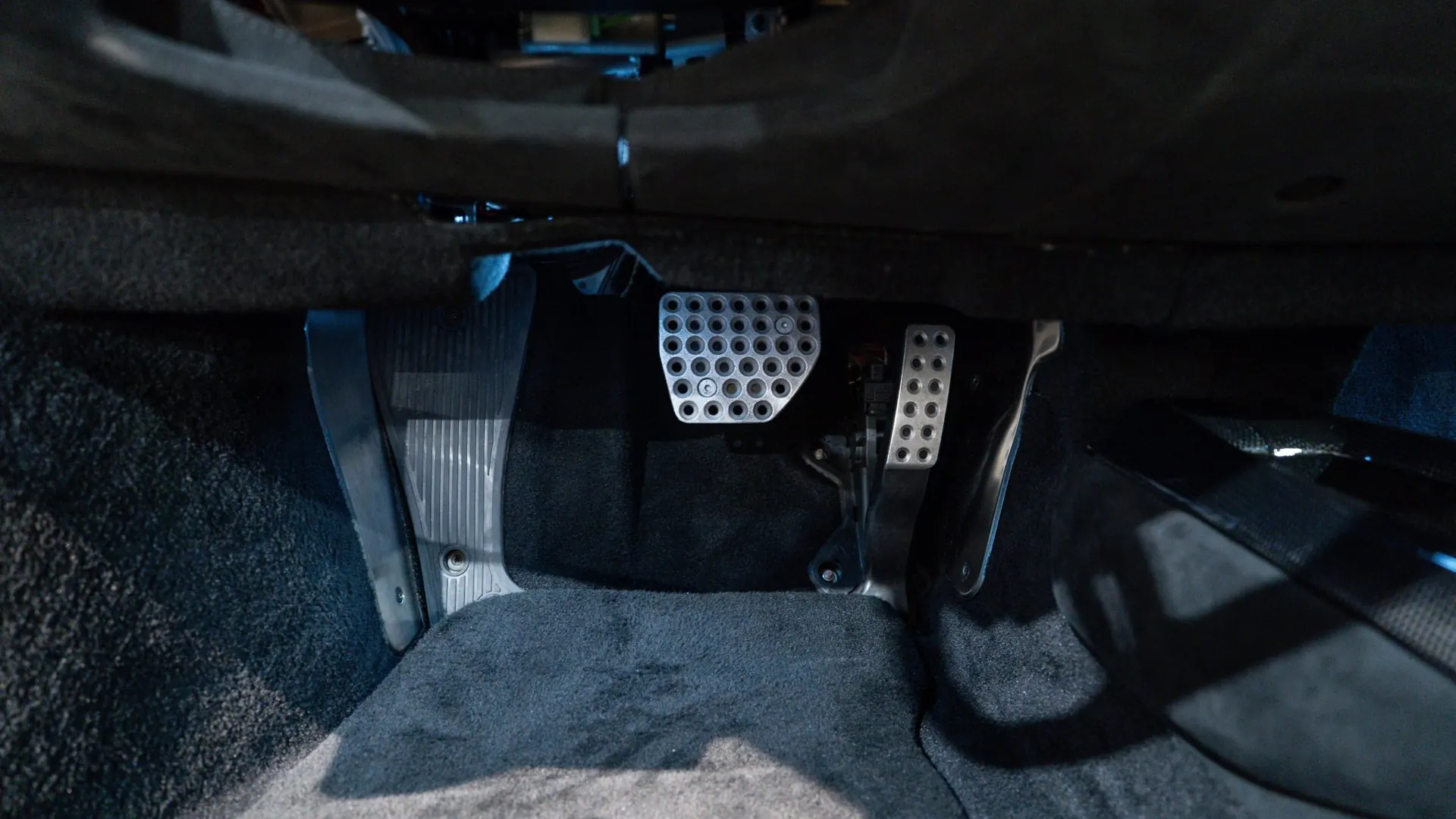Ferrari 296 — photo 16