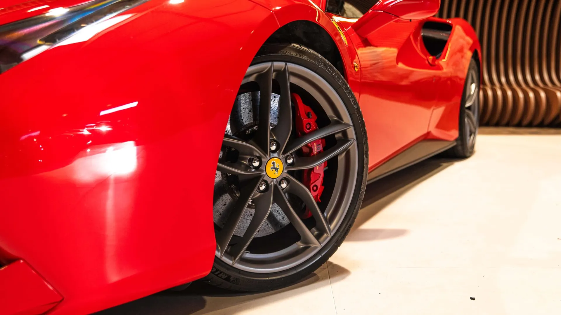 Ferrari 488 — photo 40
