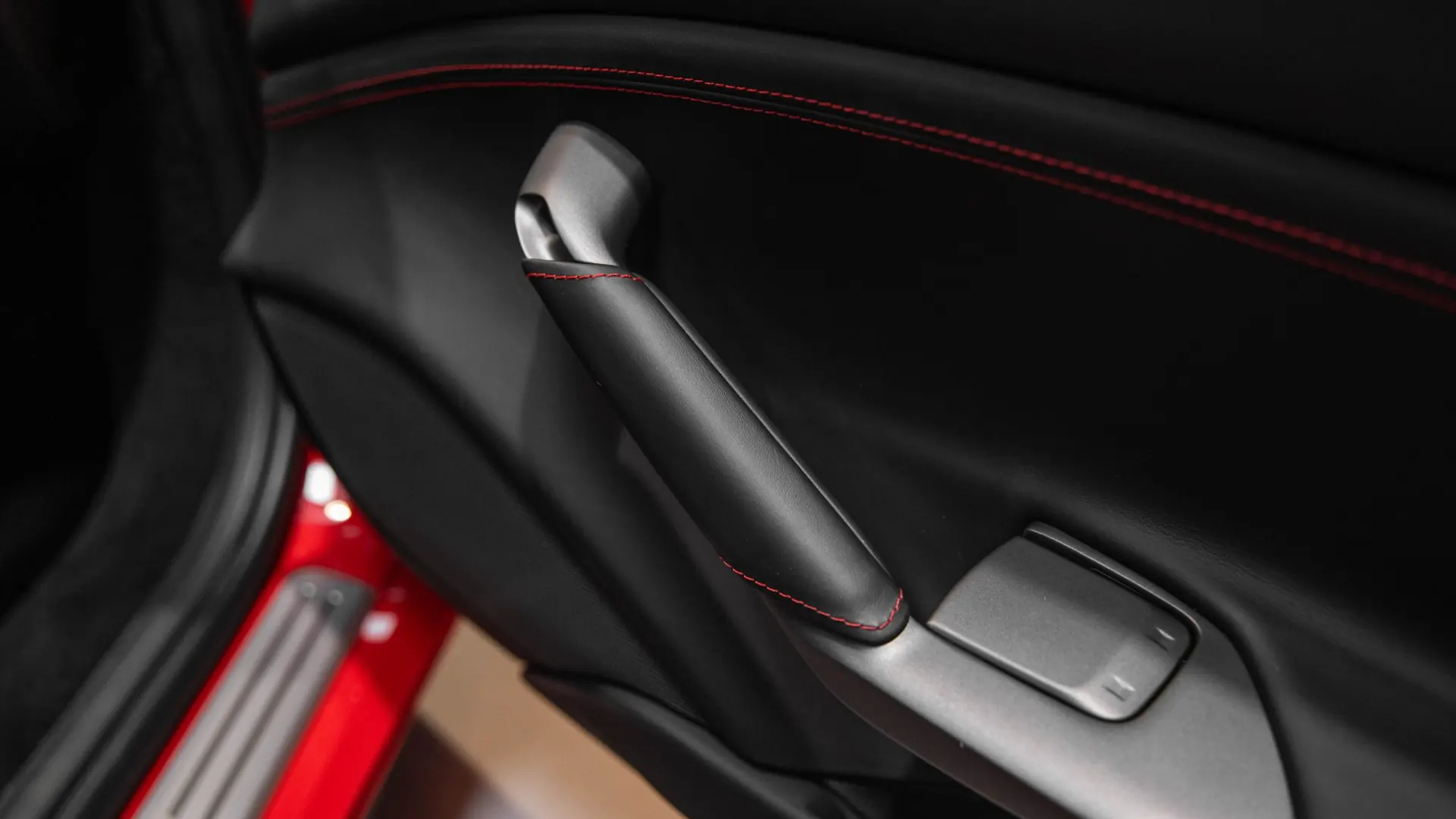 Ferrari 488 — photo 28