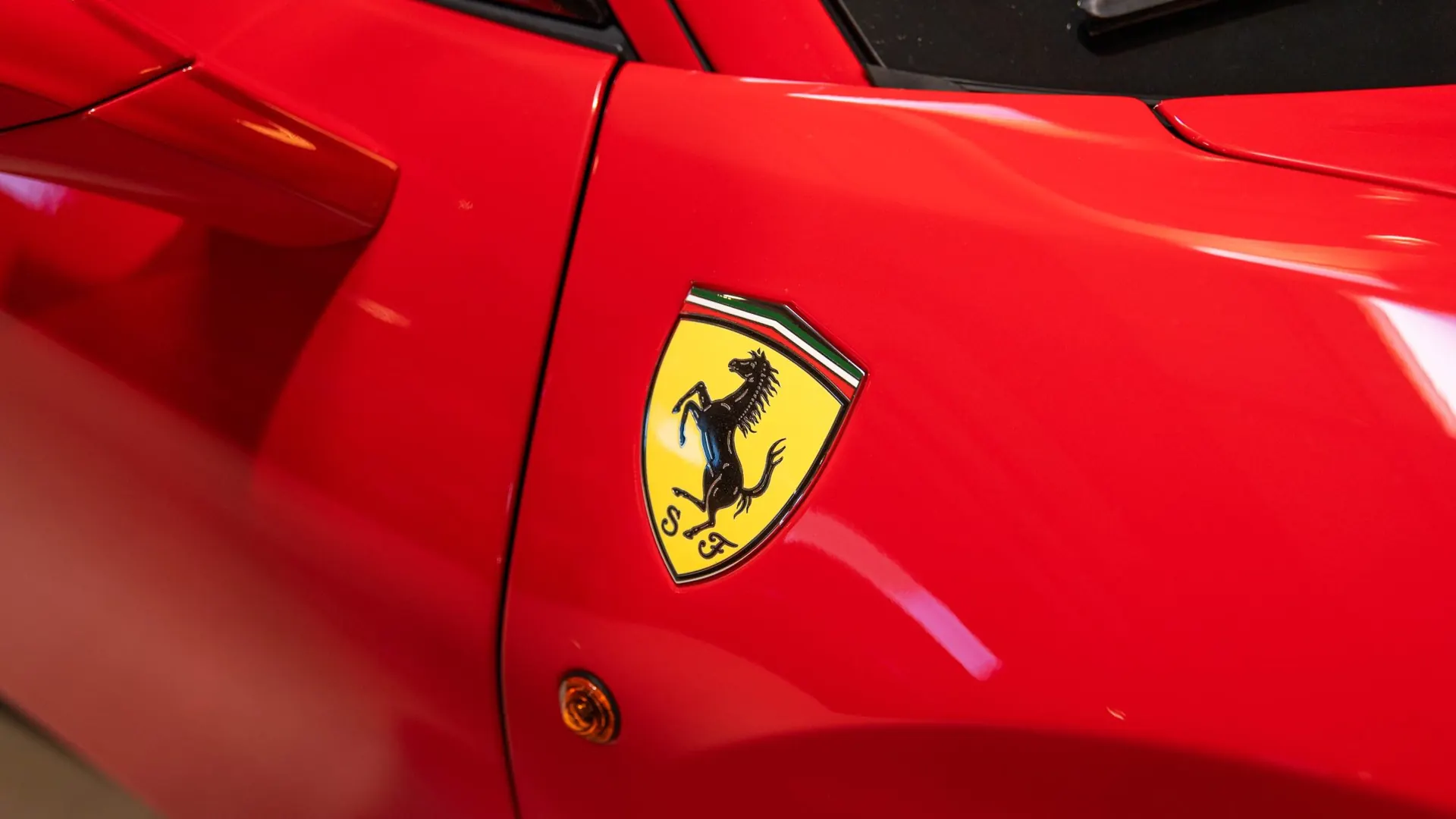 Ferrari 488 — photo 46
