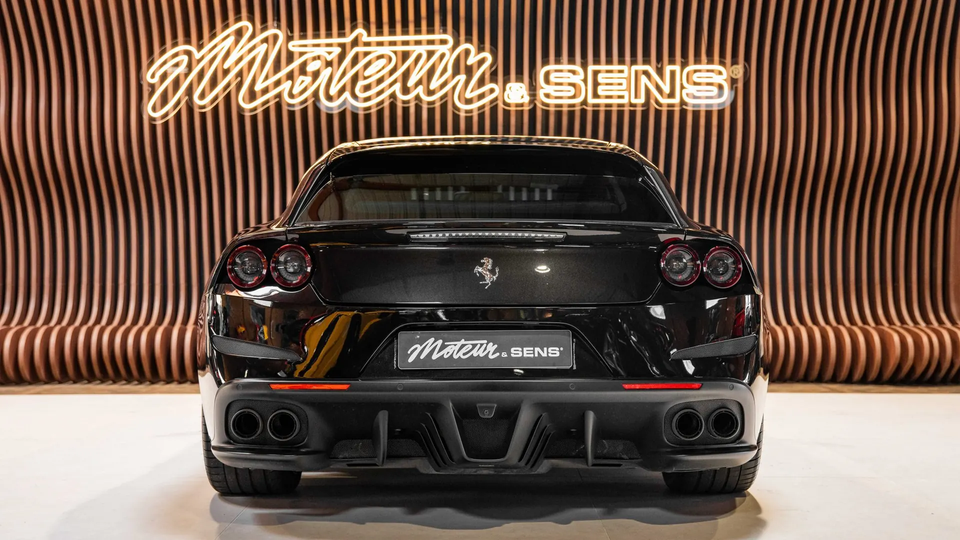 Ferrari GTC4Lusso — photo 4
