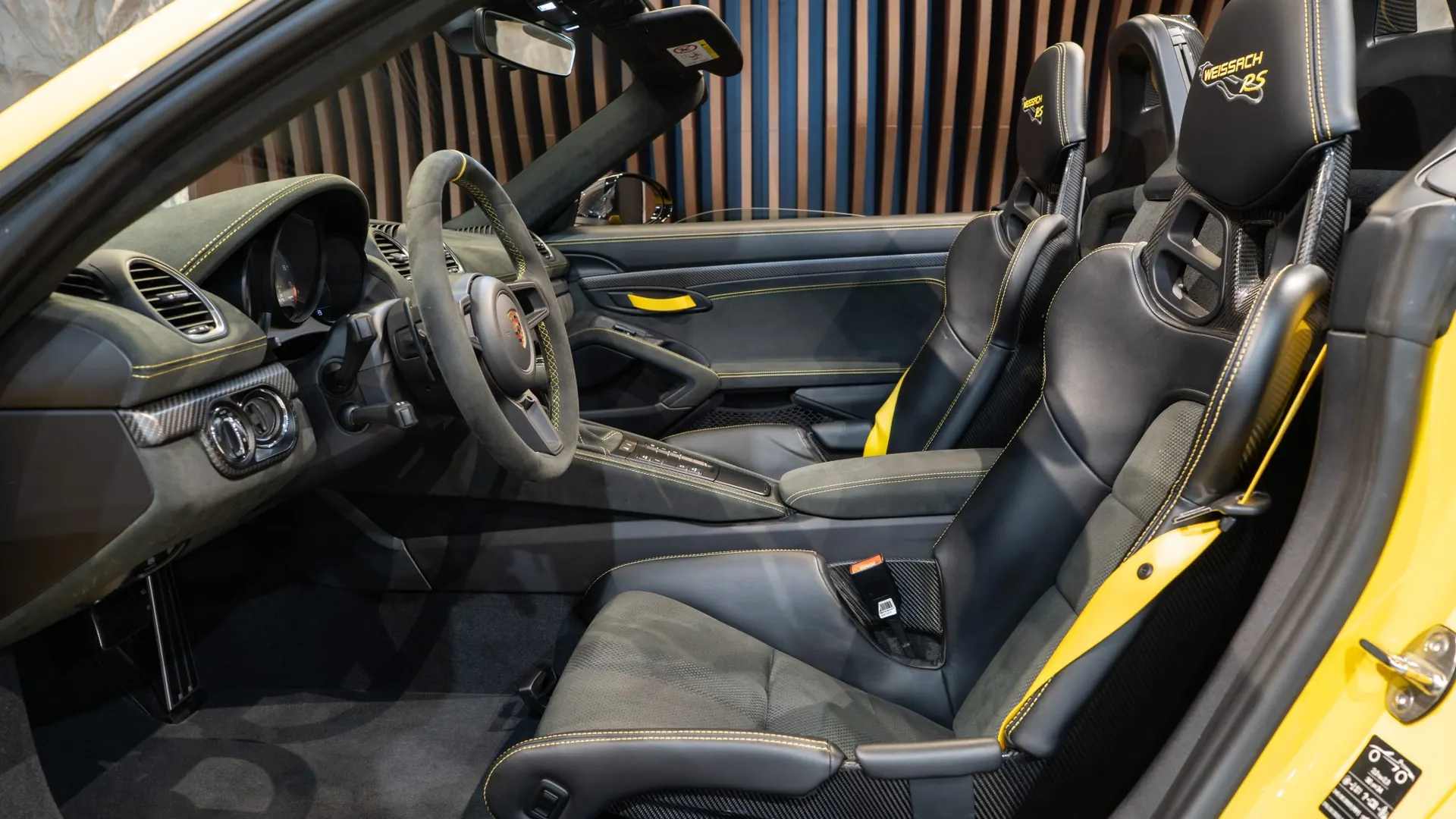 Porsche 718 — photo 8