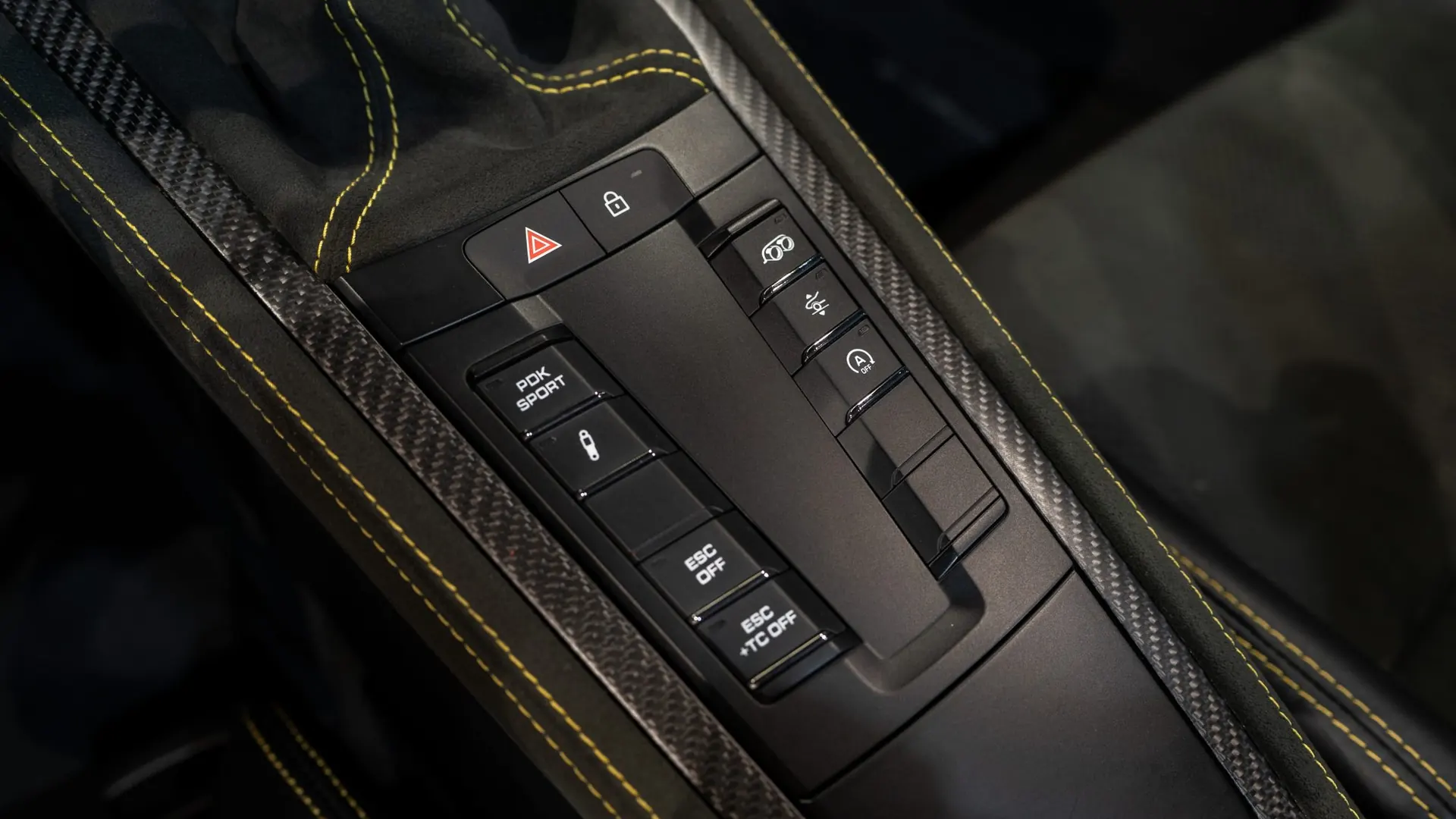 Porsche 718 — photo 18