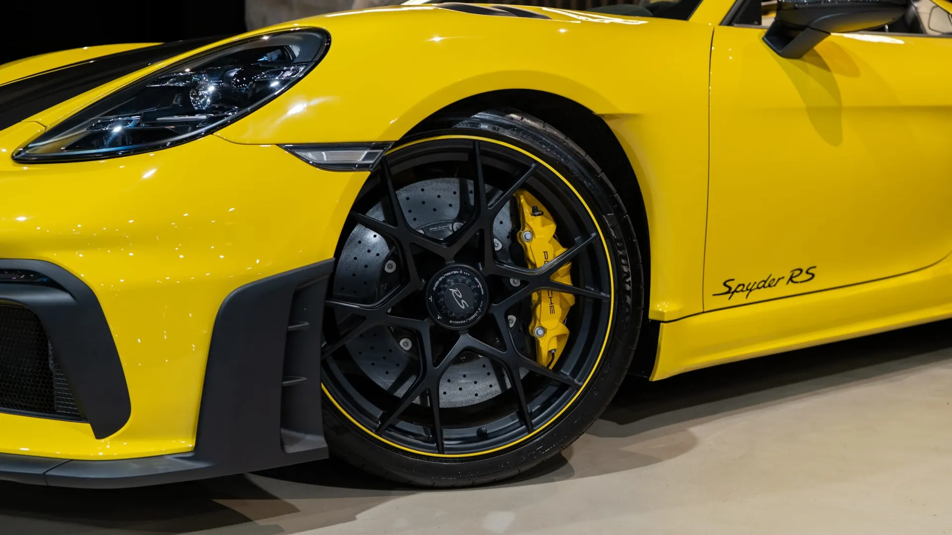 Porsche 718 — photo 33