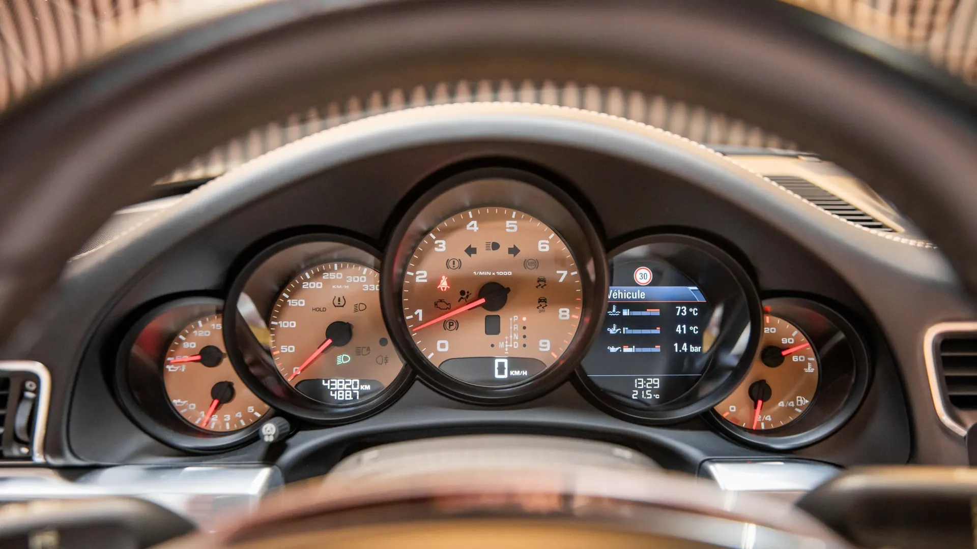Porsche 991.1 — photo 19