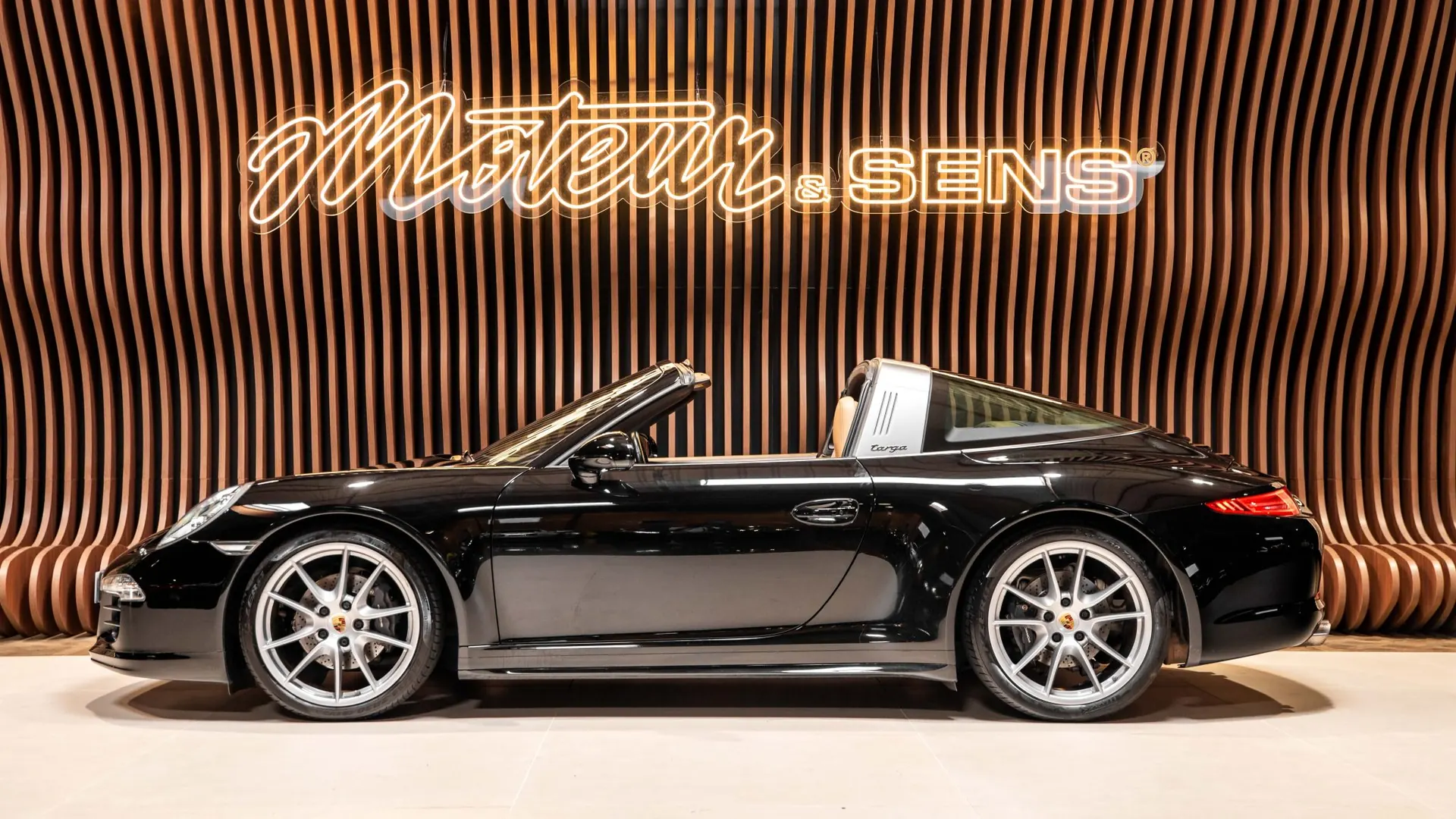 Porsche 991.1 — photo 6