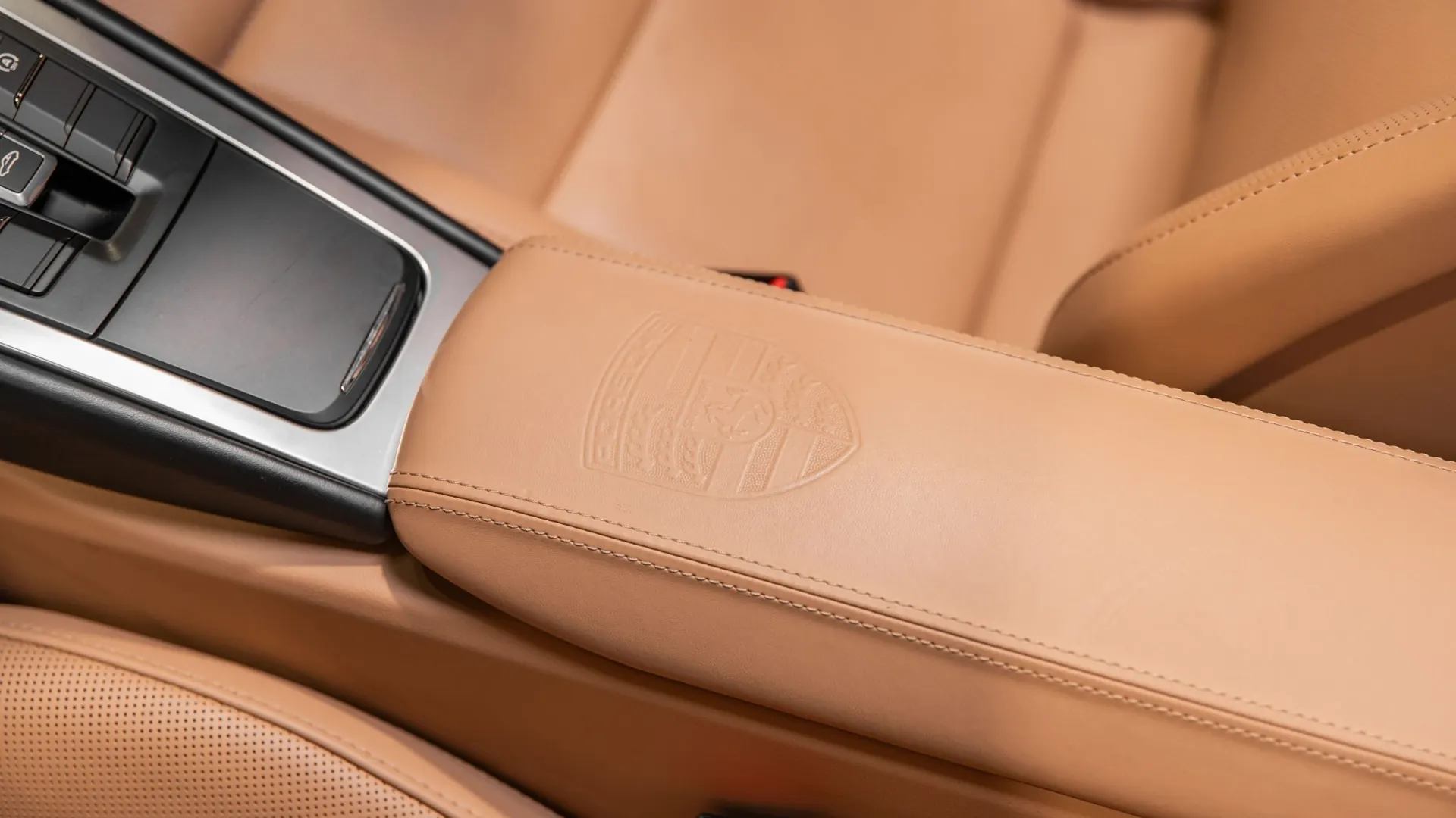 Porsche 991.1 — photo 30
