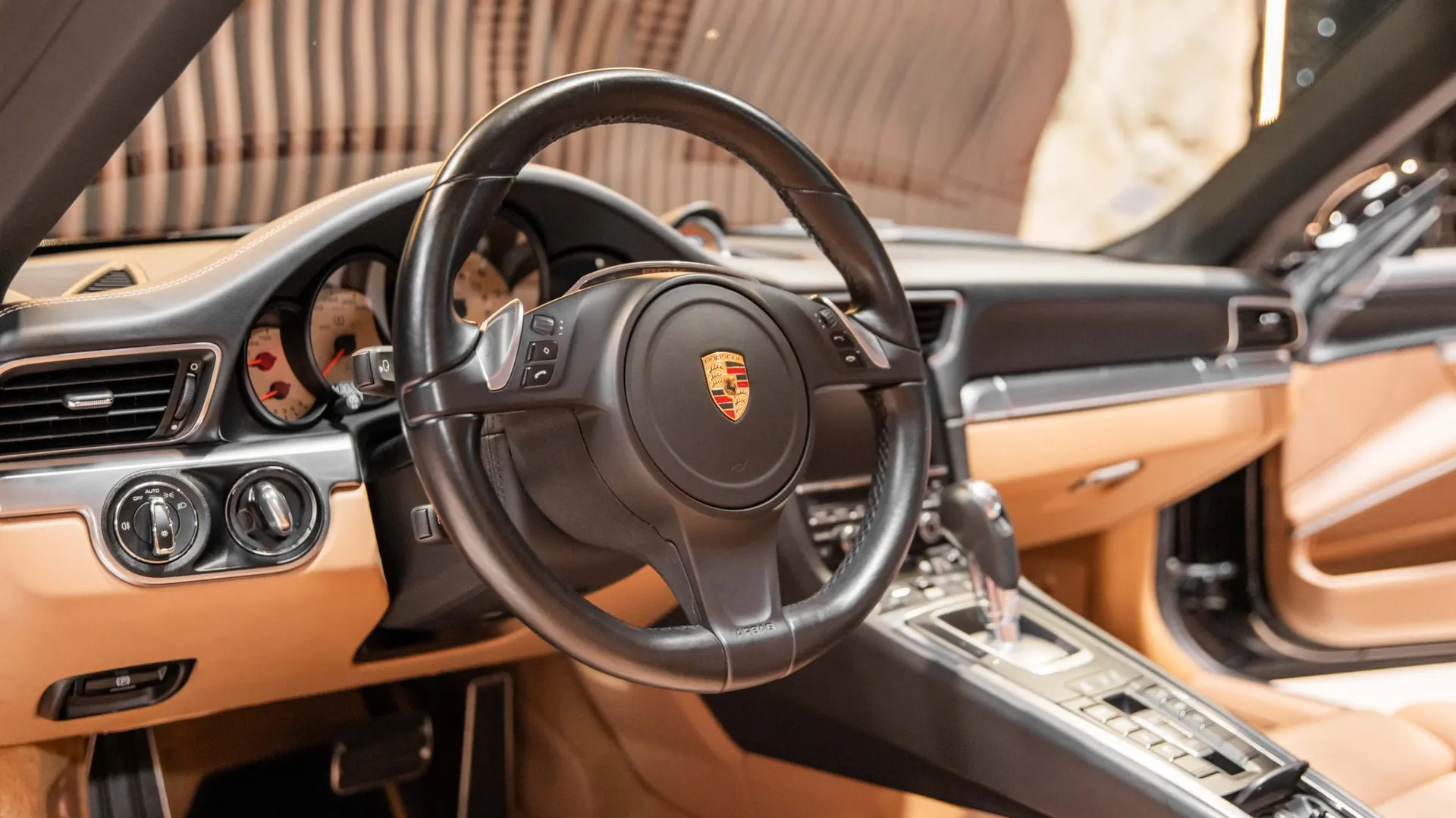 Porsche 991.1 — photo 15