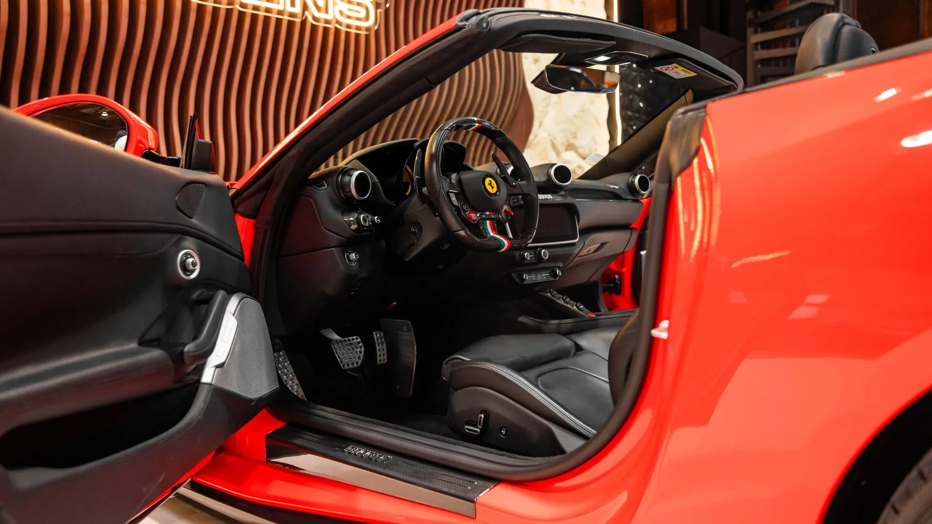 Ferrari Portofino — photo 9