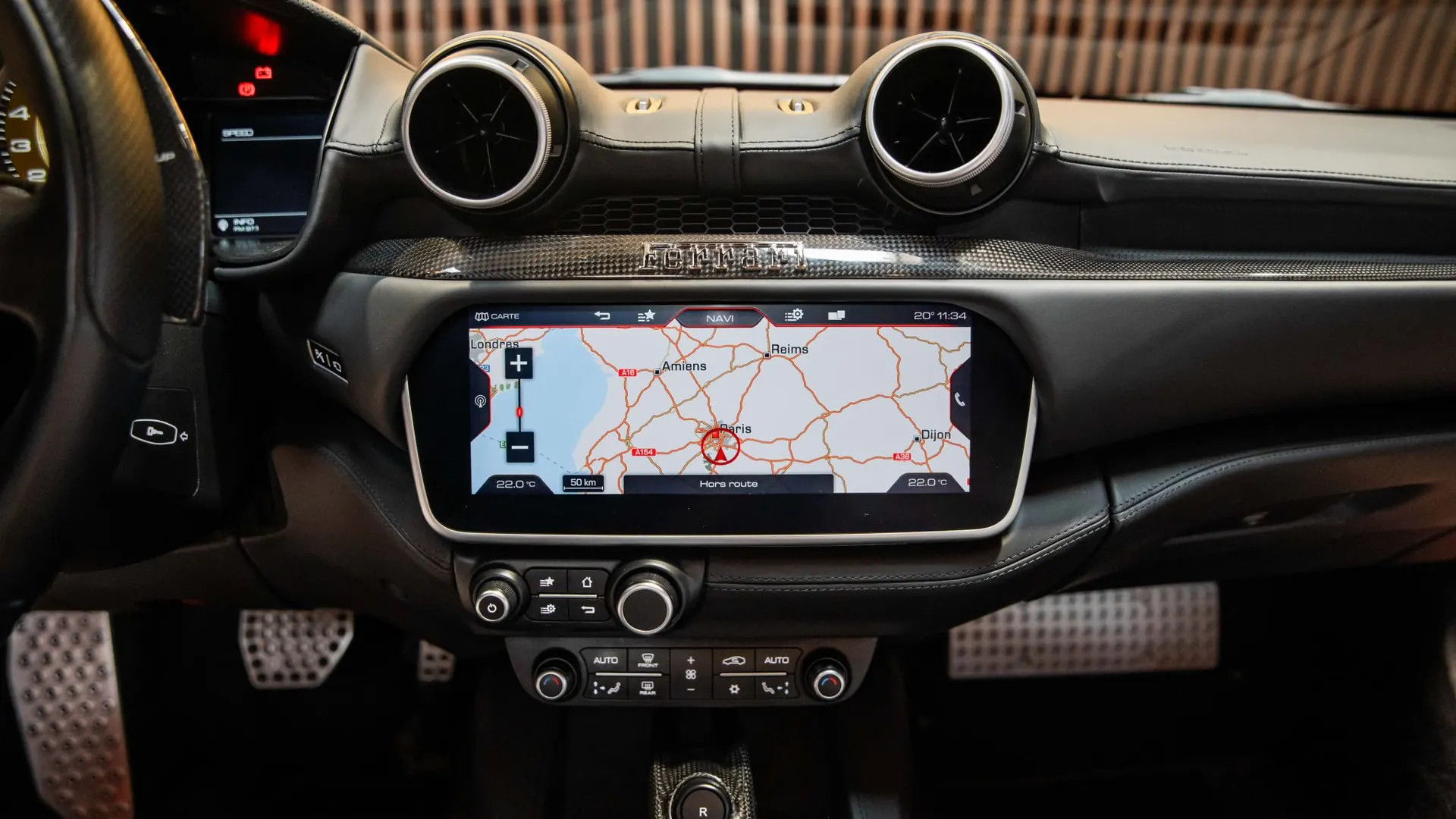 Ferrari Portofino — photo 18