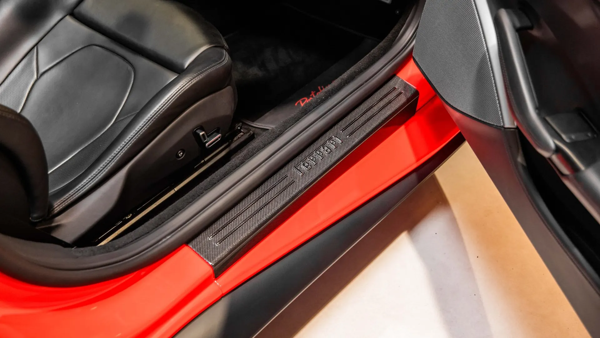 Ferrari Portofino — photo 22