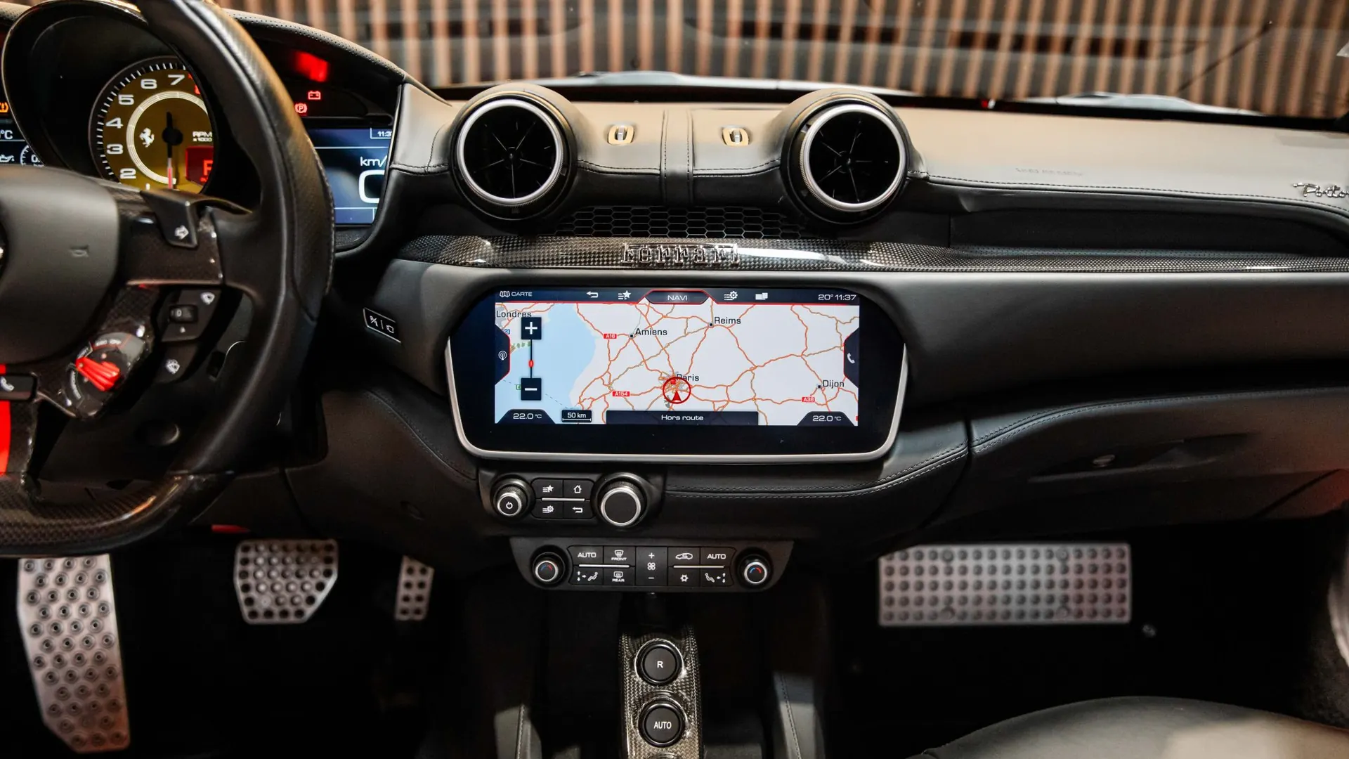 Ferrari Portofino — photo 15