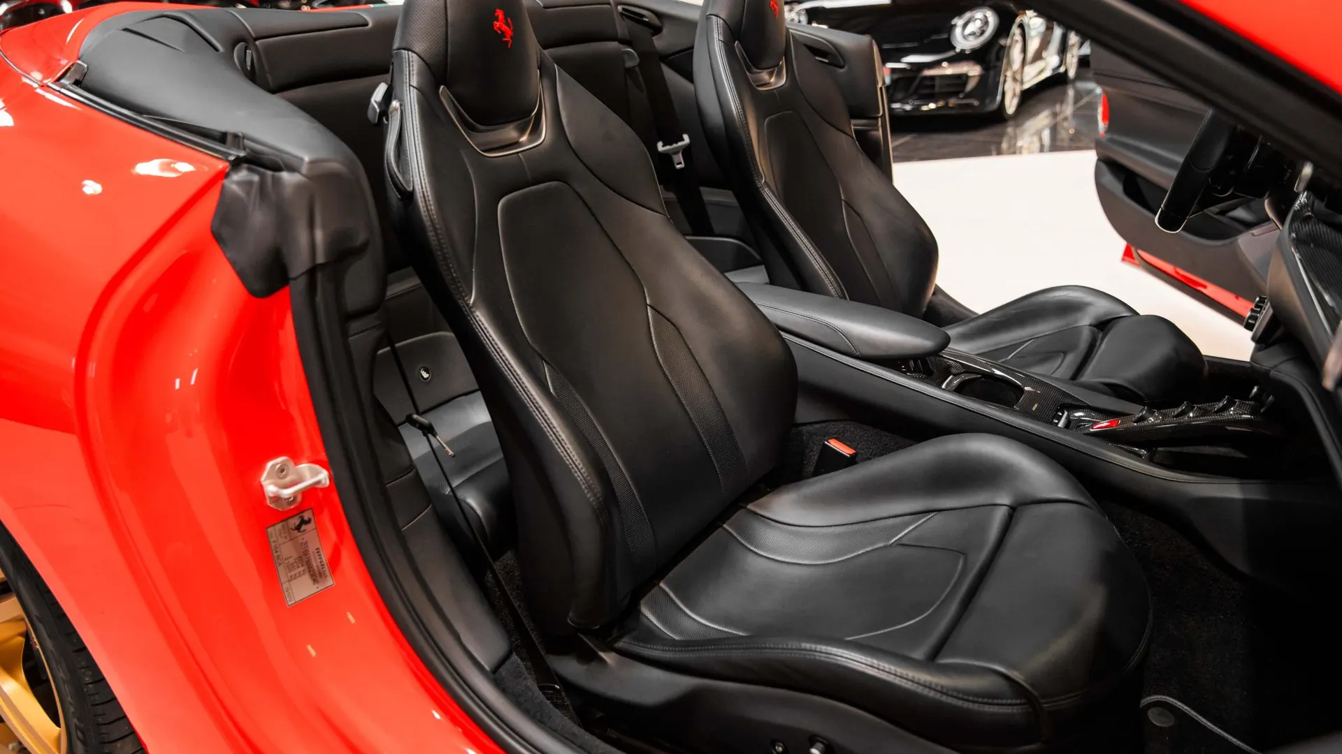 Ferrari Portofino — photo 31