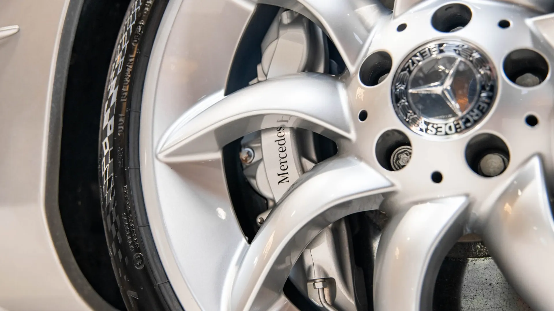 Mercedes-Benz SLR — photo 46