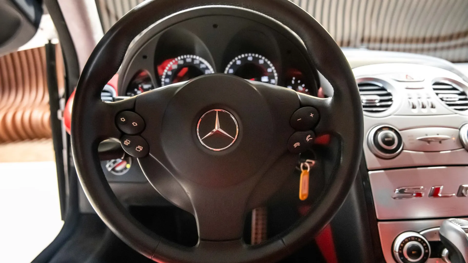 Mercedes-Benz SLR — photo 20