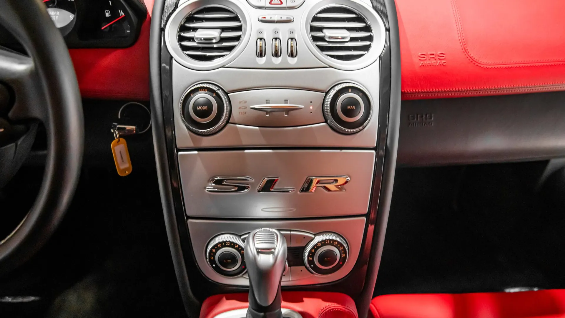 Mercedes-Benz SLR — photo 16