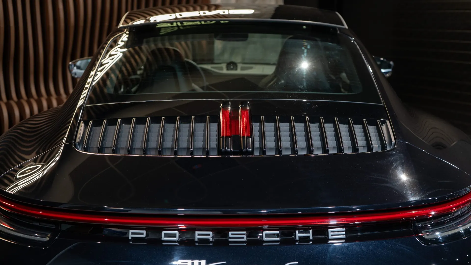 Porsche 911 — photo 40