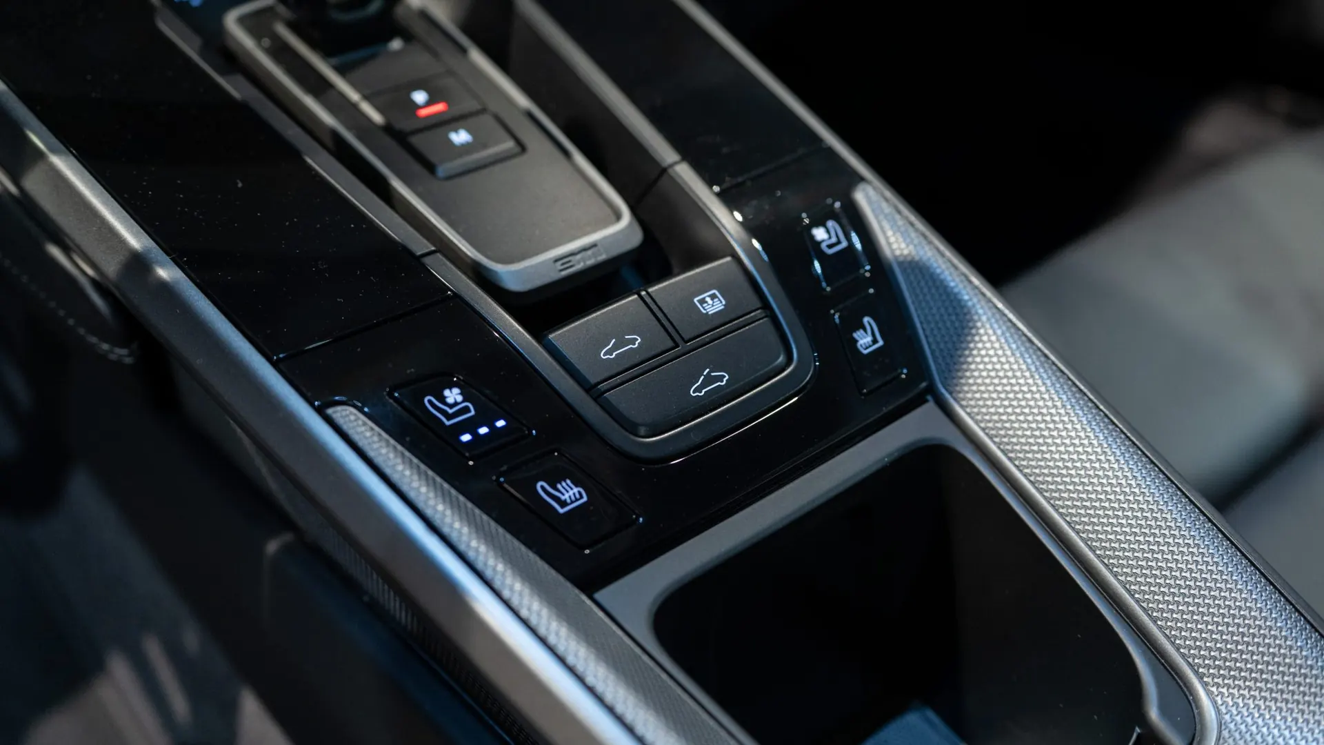 Porsche 911 — photo 17