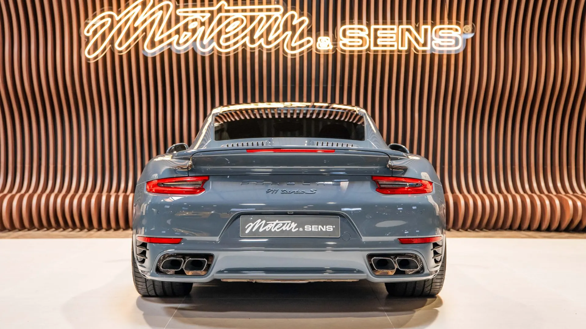 Porsche 911 — photo 5