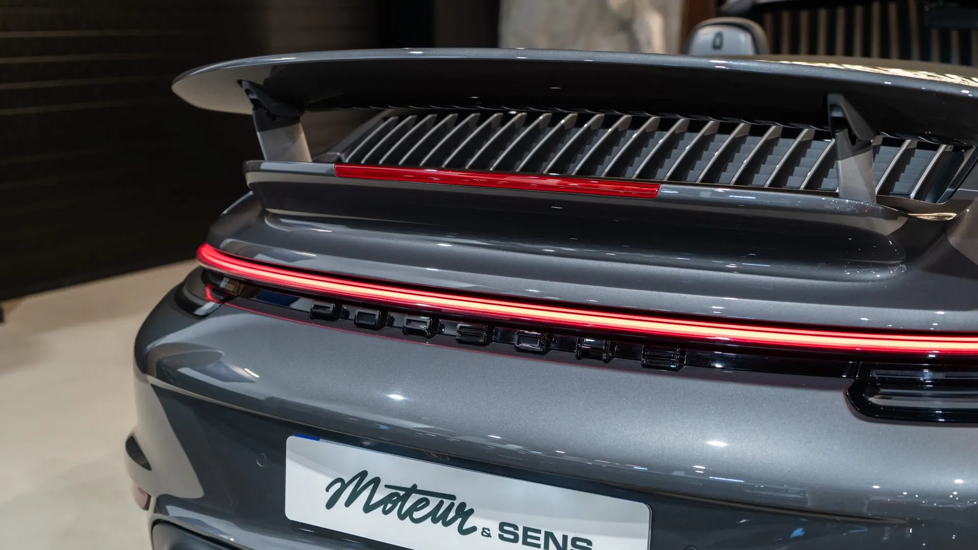 Porsche 911 — photo 43