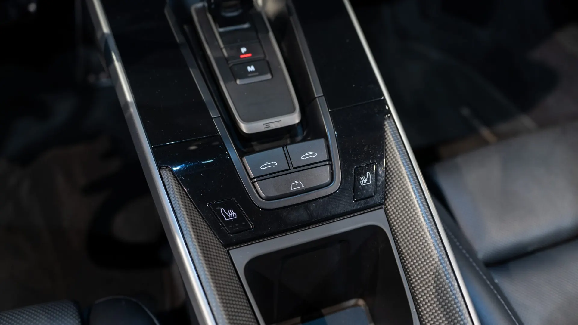 Porsche 911 — photo 19