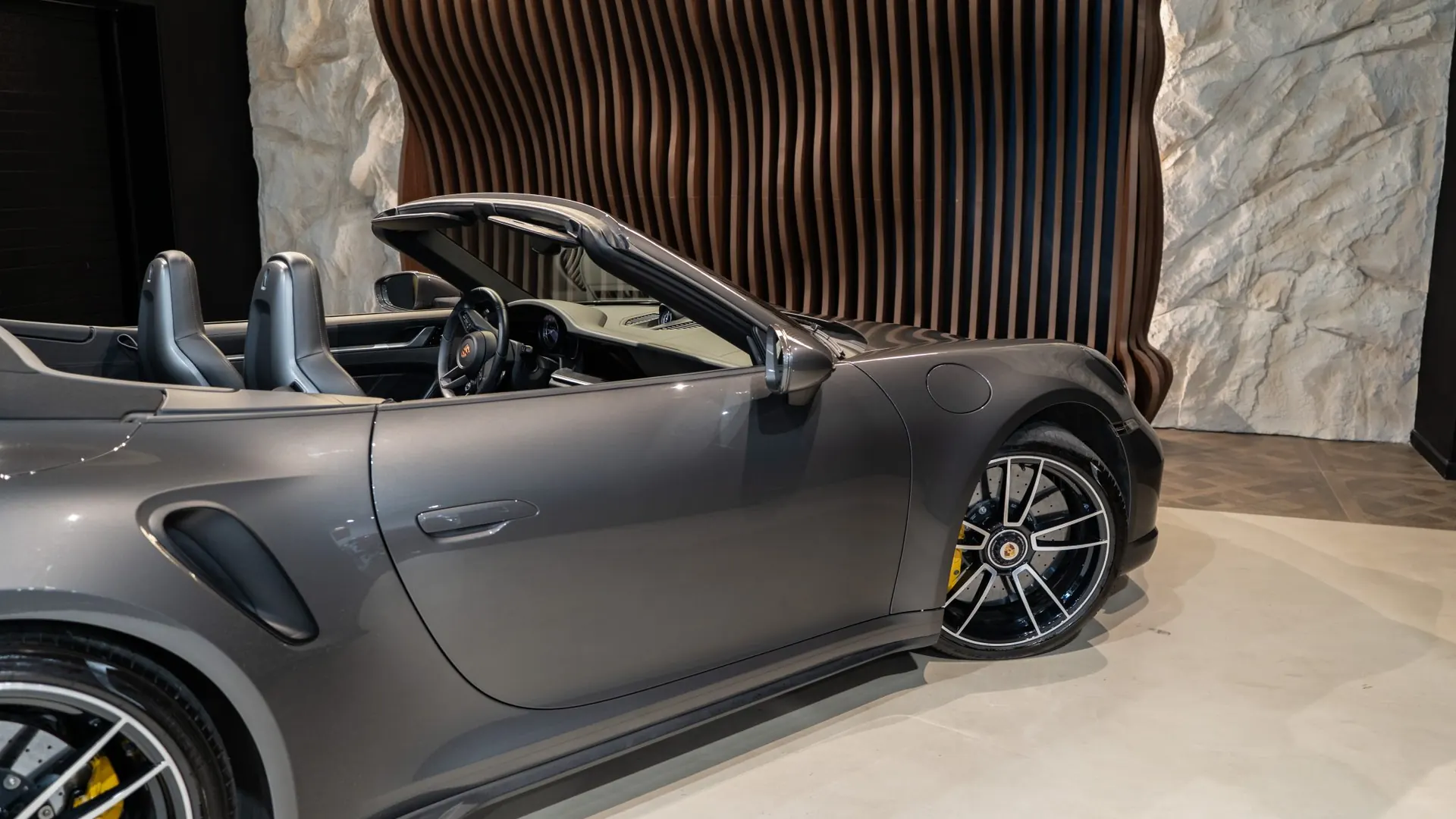 Porsche 911 — photo 45