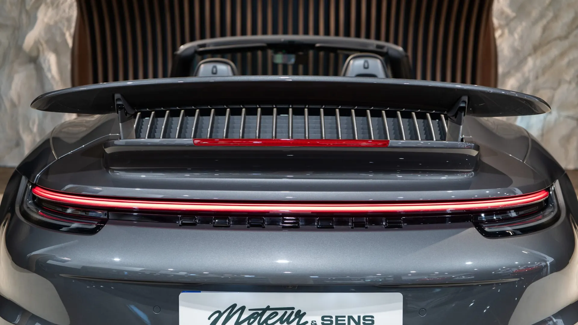 Porsche 911 — photo 40