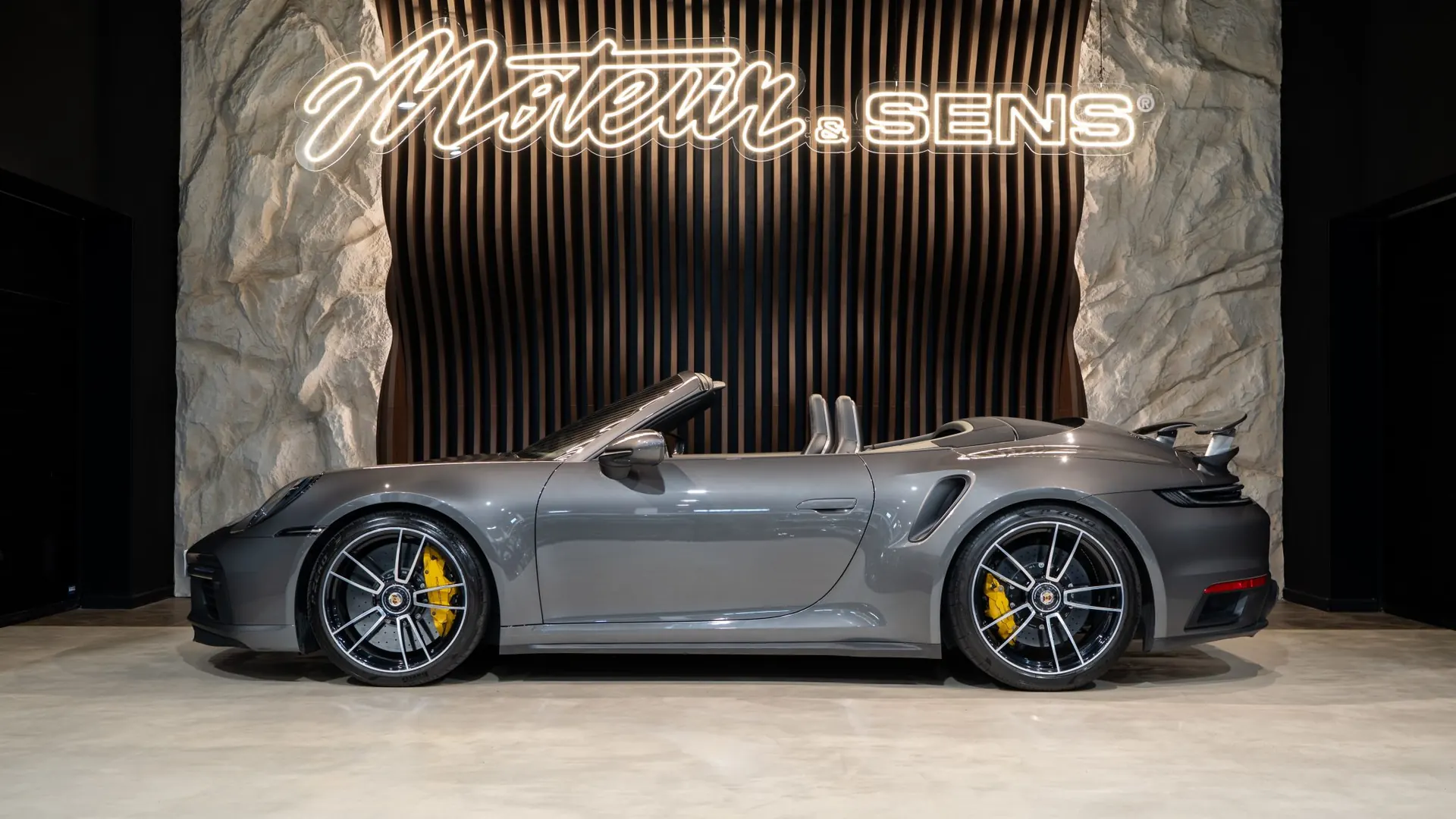 Porsche 911 — photo 5