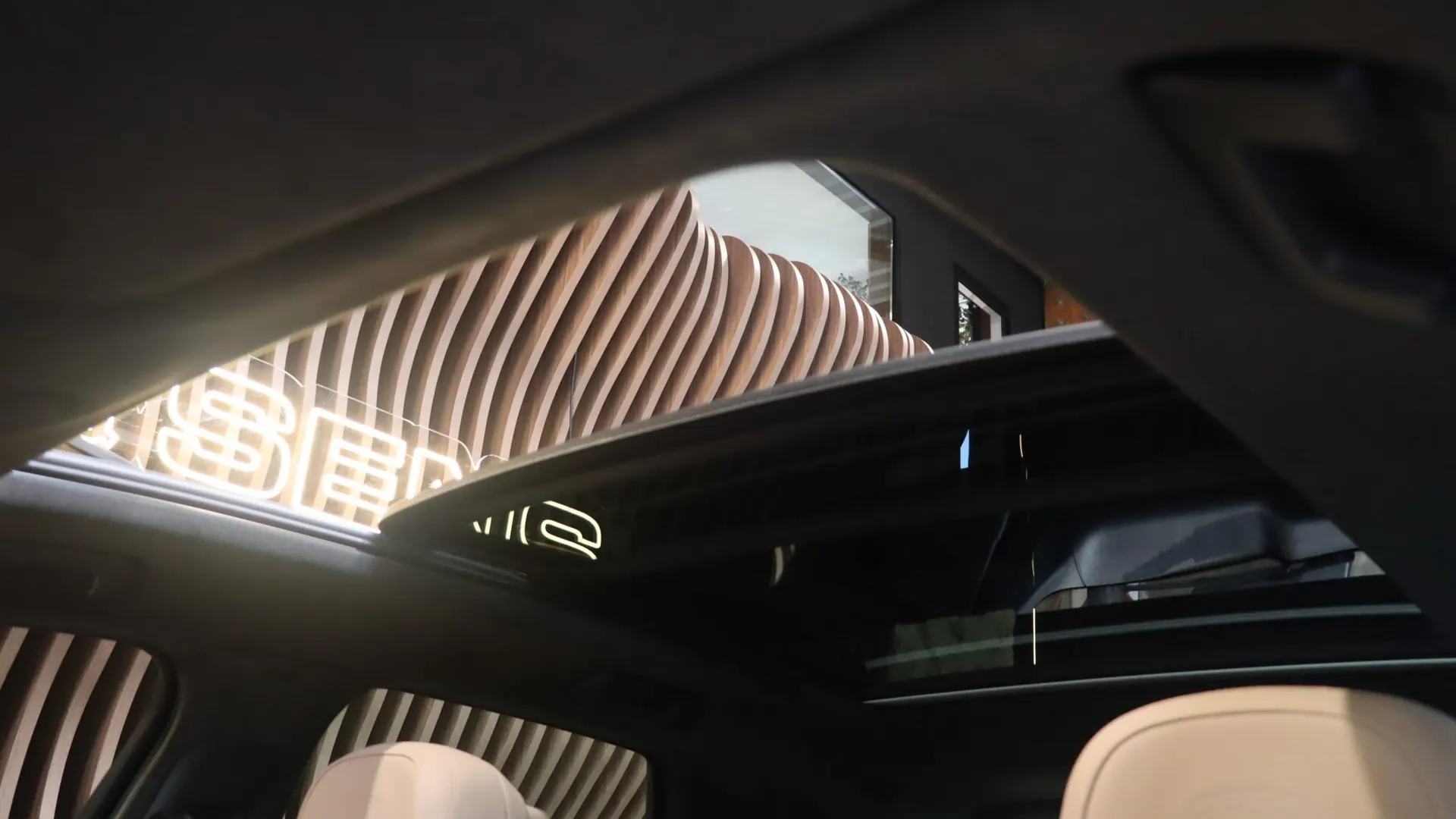 Porsche CAYENNE — photo 37
