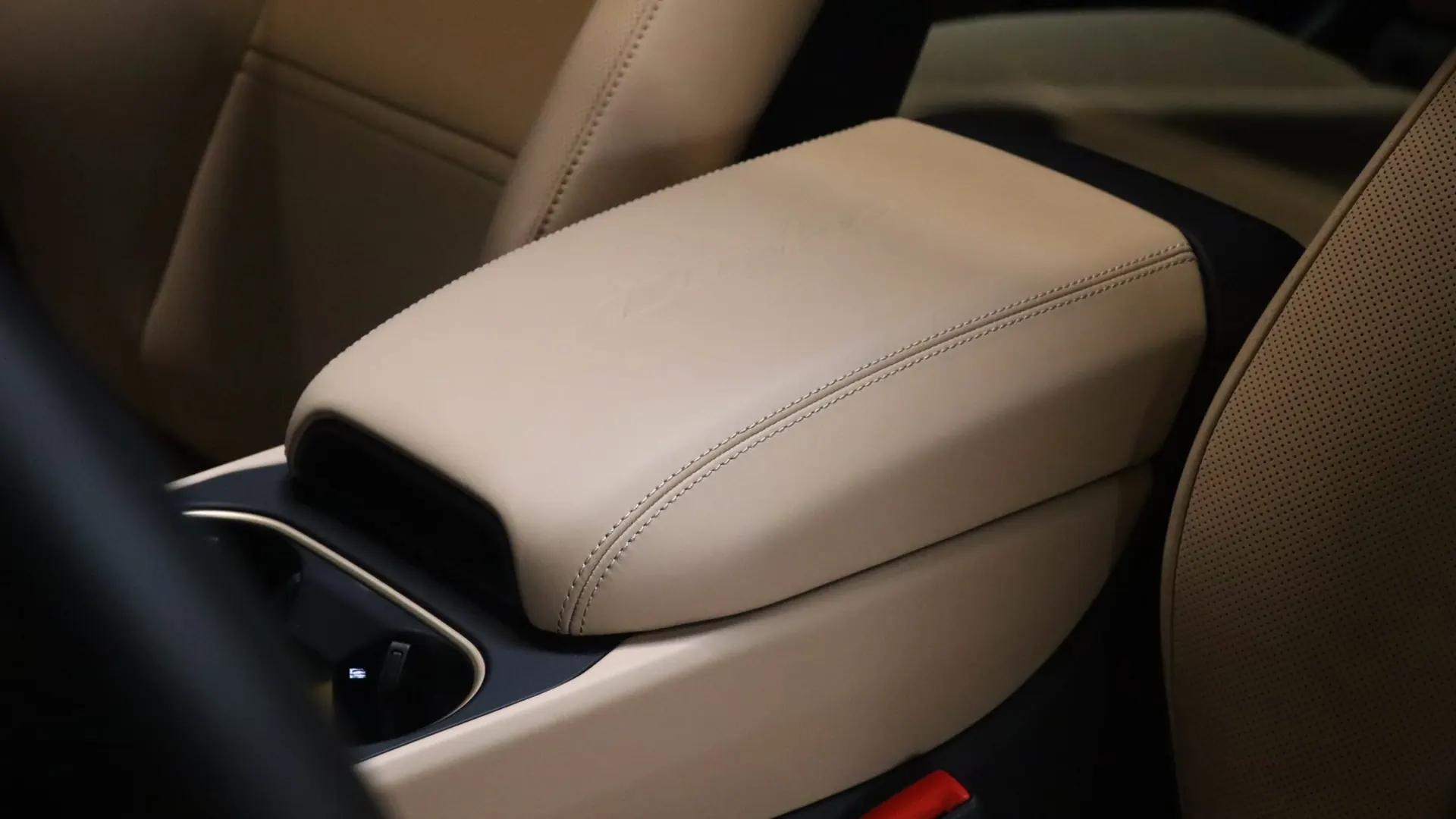 Porsche CAYENNE — photo 33
