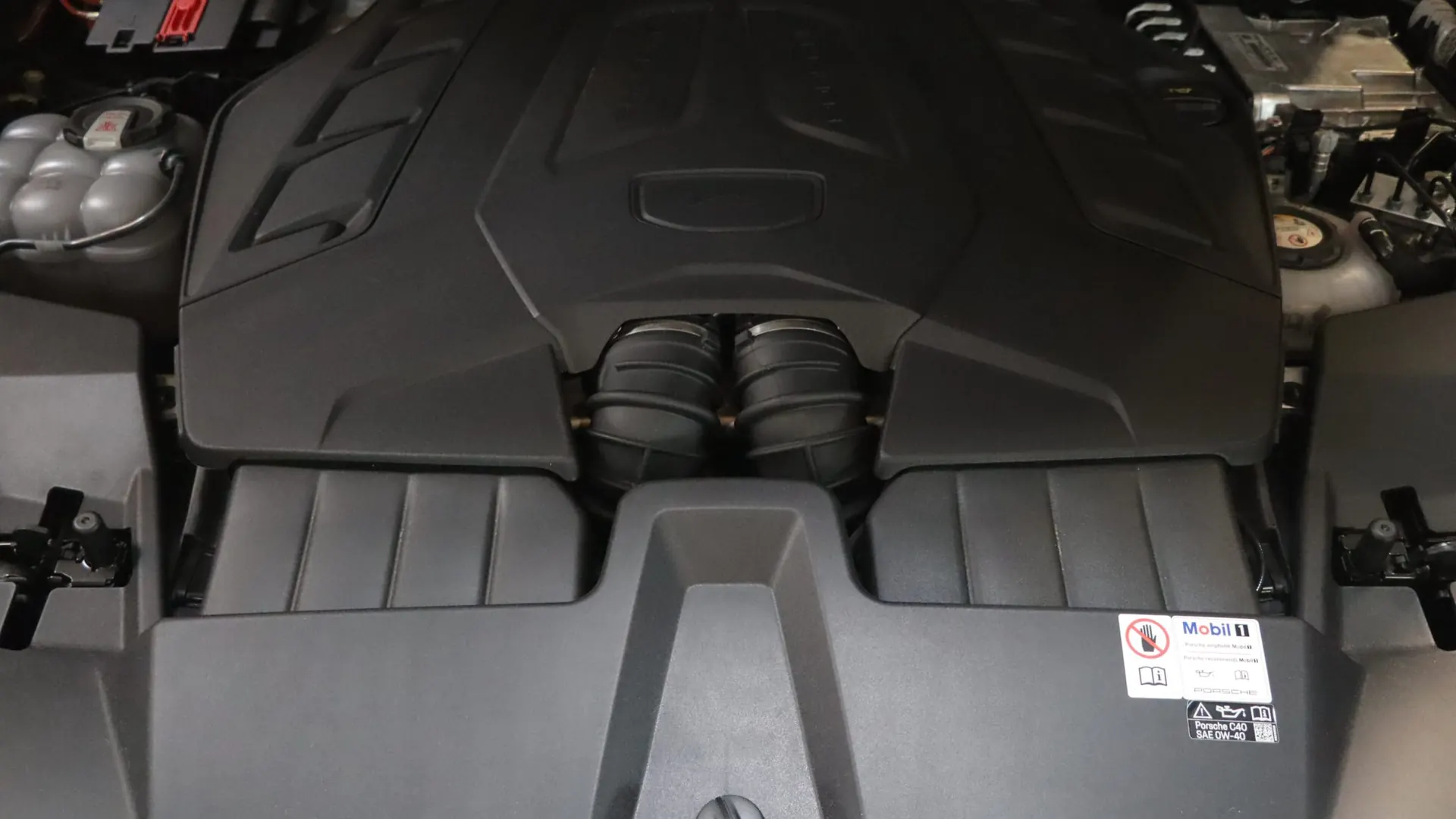 Porsche CAYENNE — photo 50