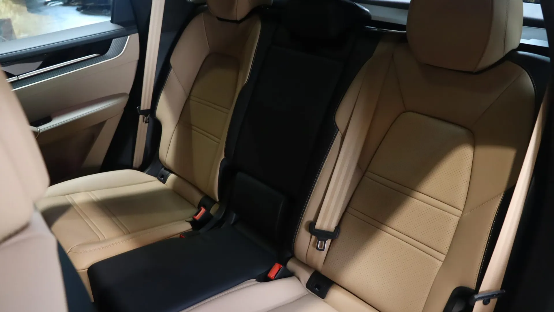 Porsche CAYENNE — photo 44