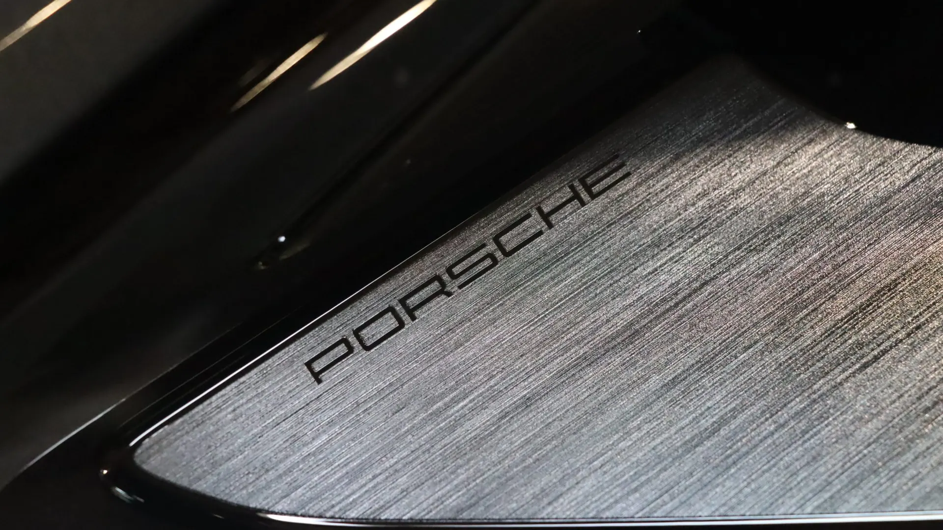 Porsche CAYENNE — photo 48