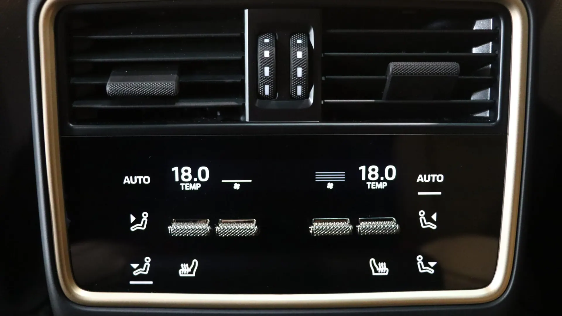 Porsche CAYENNE — photo 45