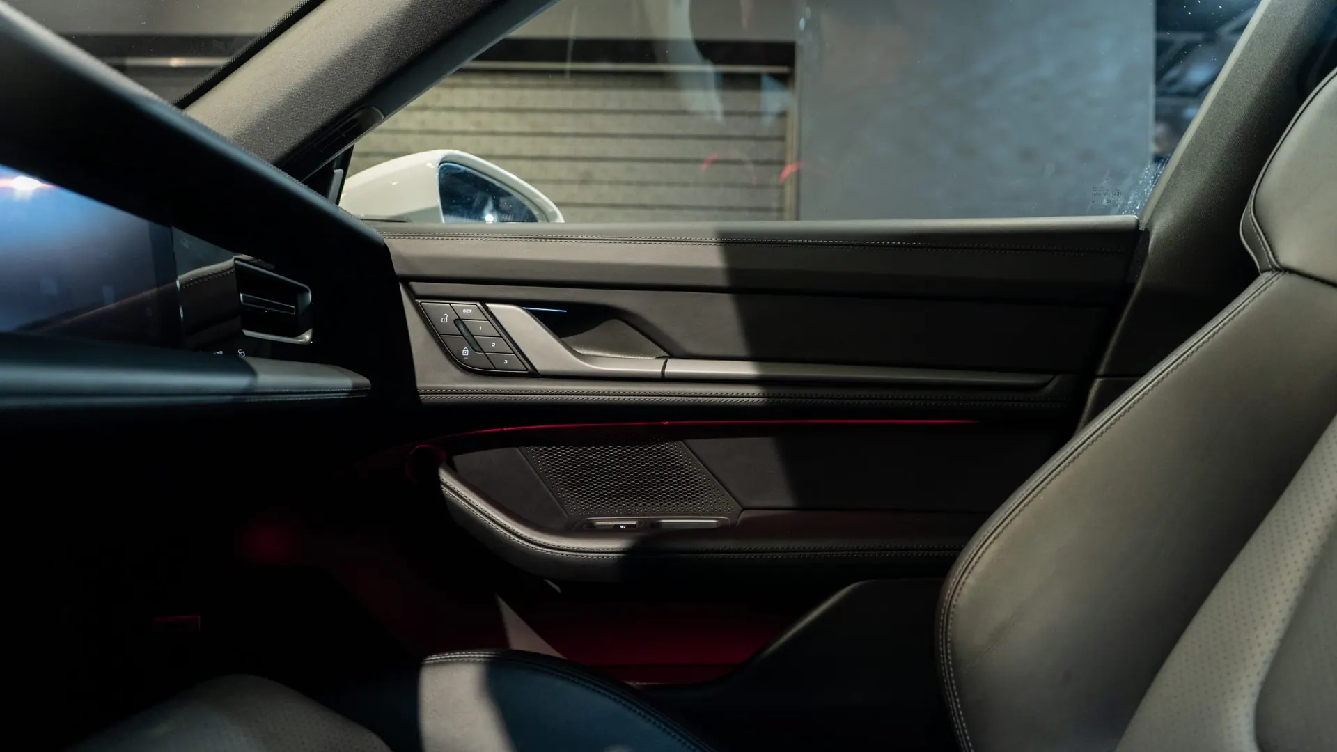 Porsche PORSCHE — photo 18