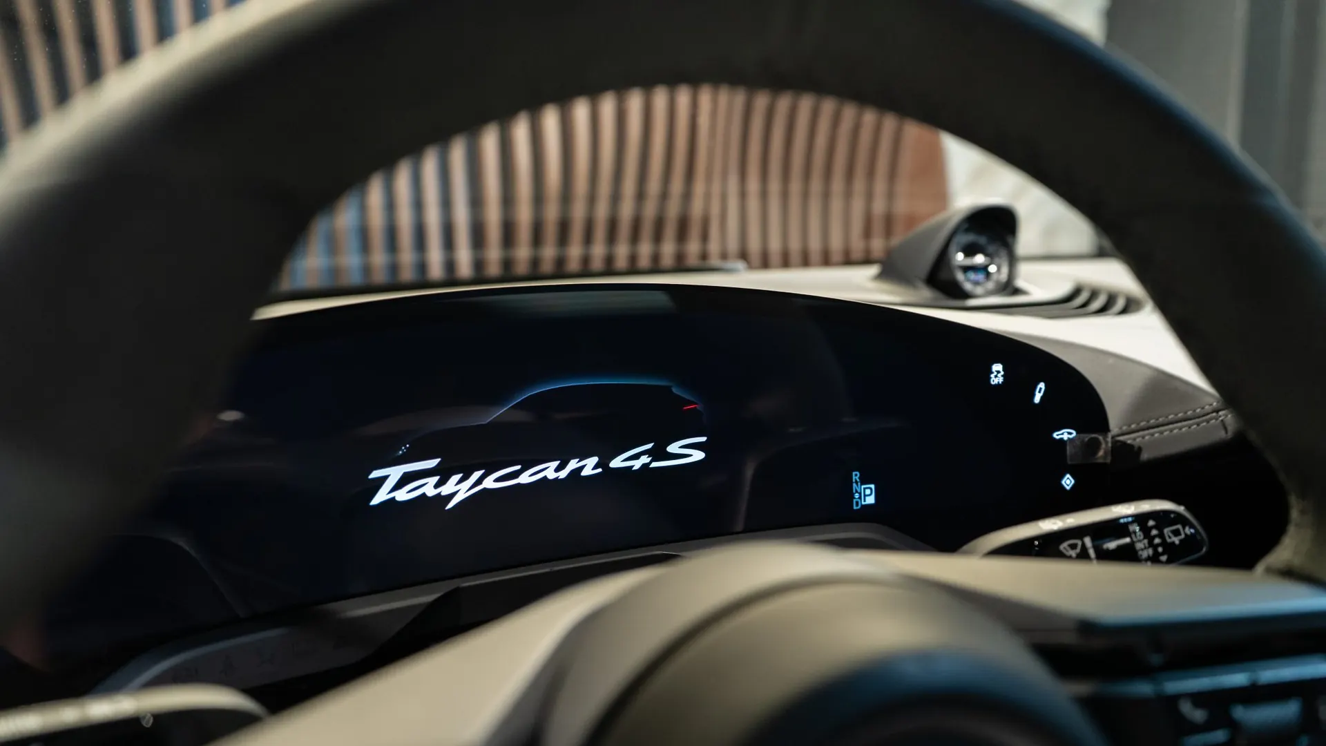 Porsche PORSCHE — photo 9