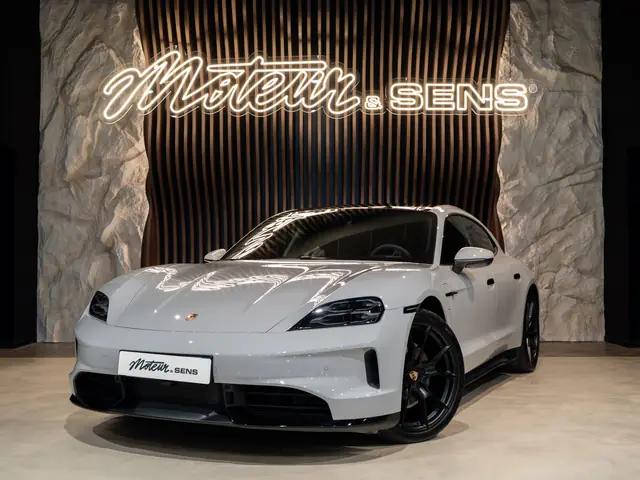 Porsche PORSCHE