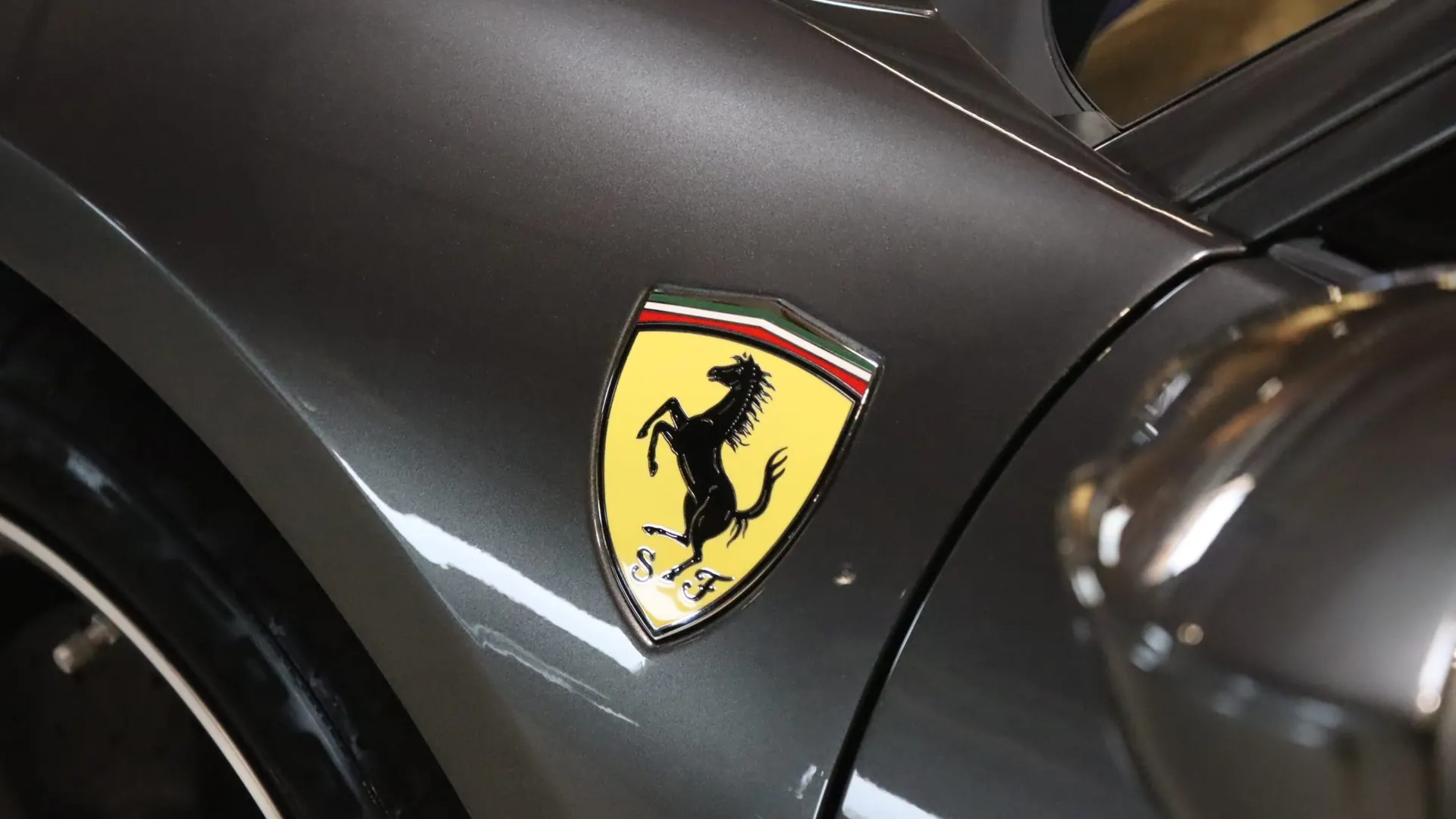Ferrari F8 — photo 45
