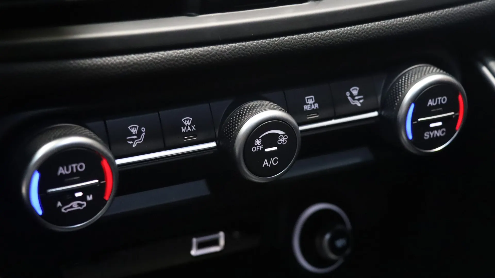 Alfa Romeo GIULIA — photo 25