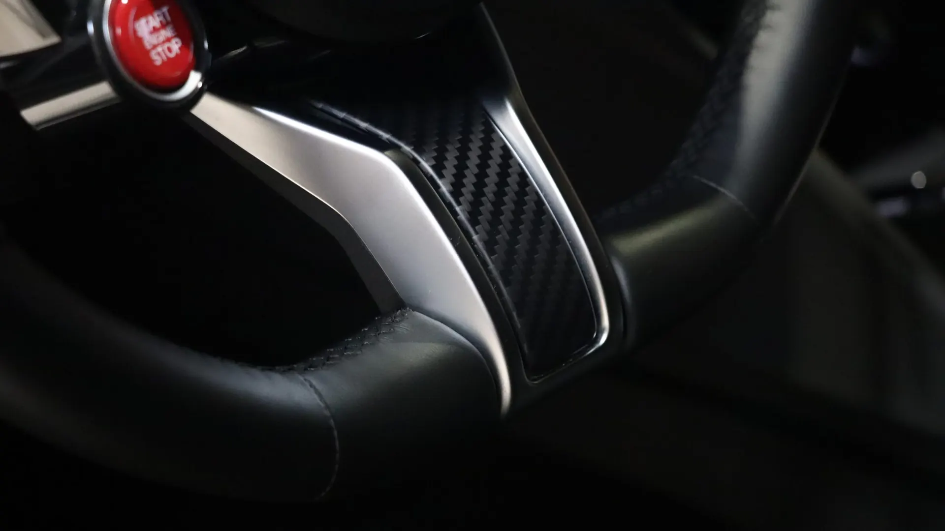 Alfa Romeo GIULIA — photo 19