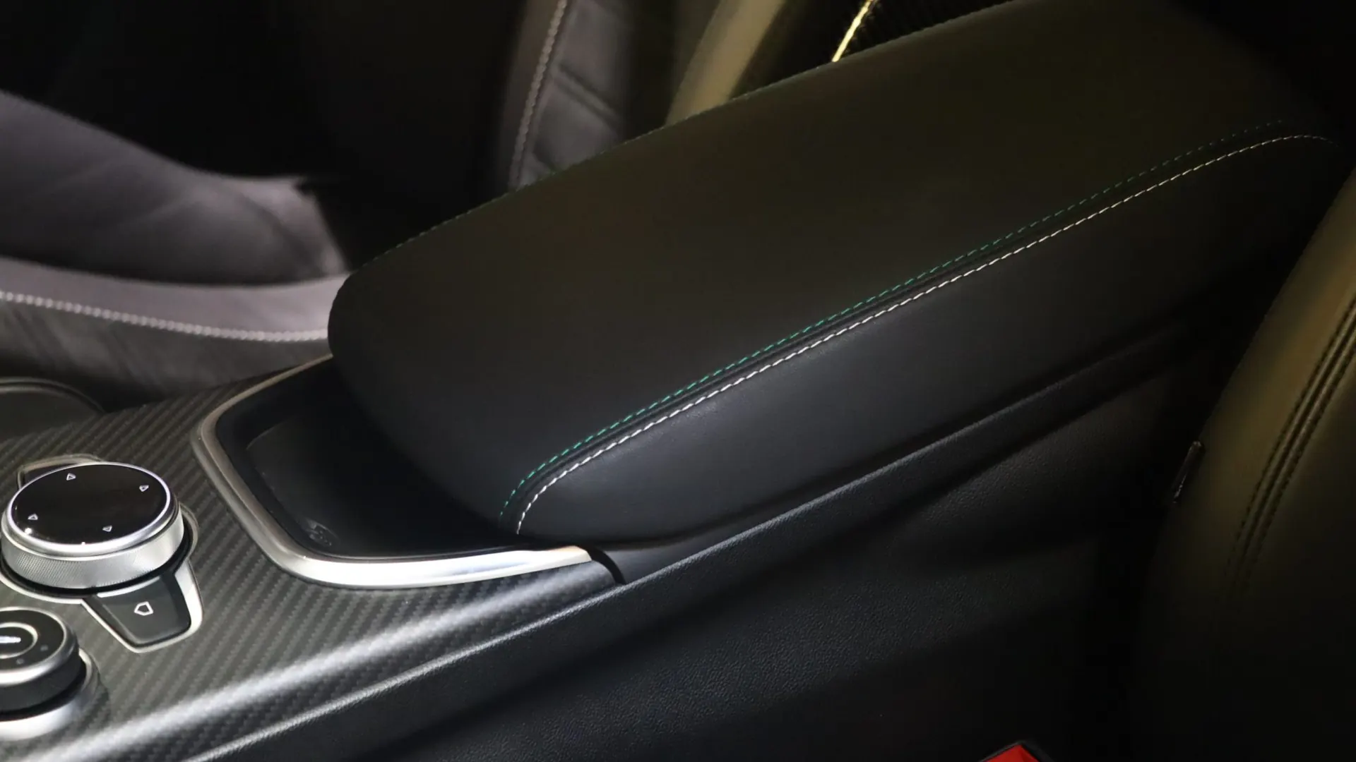 Alfa Romeo GIULIA — photo 28