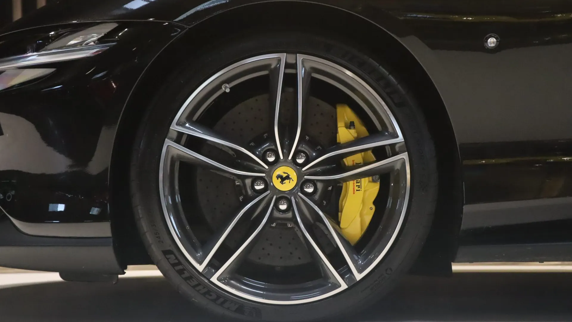 Ferrari ROMA — photo 45