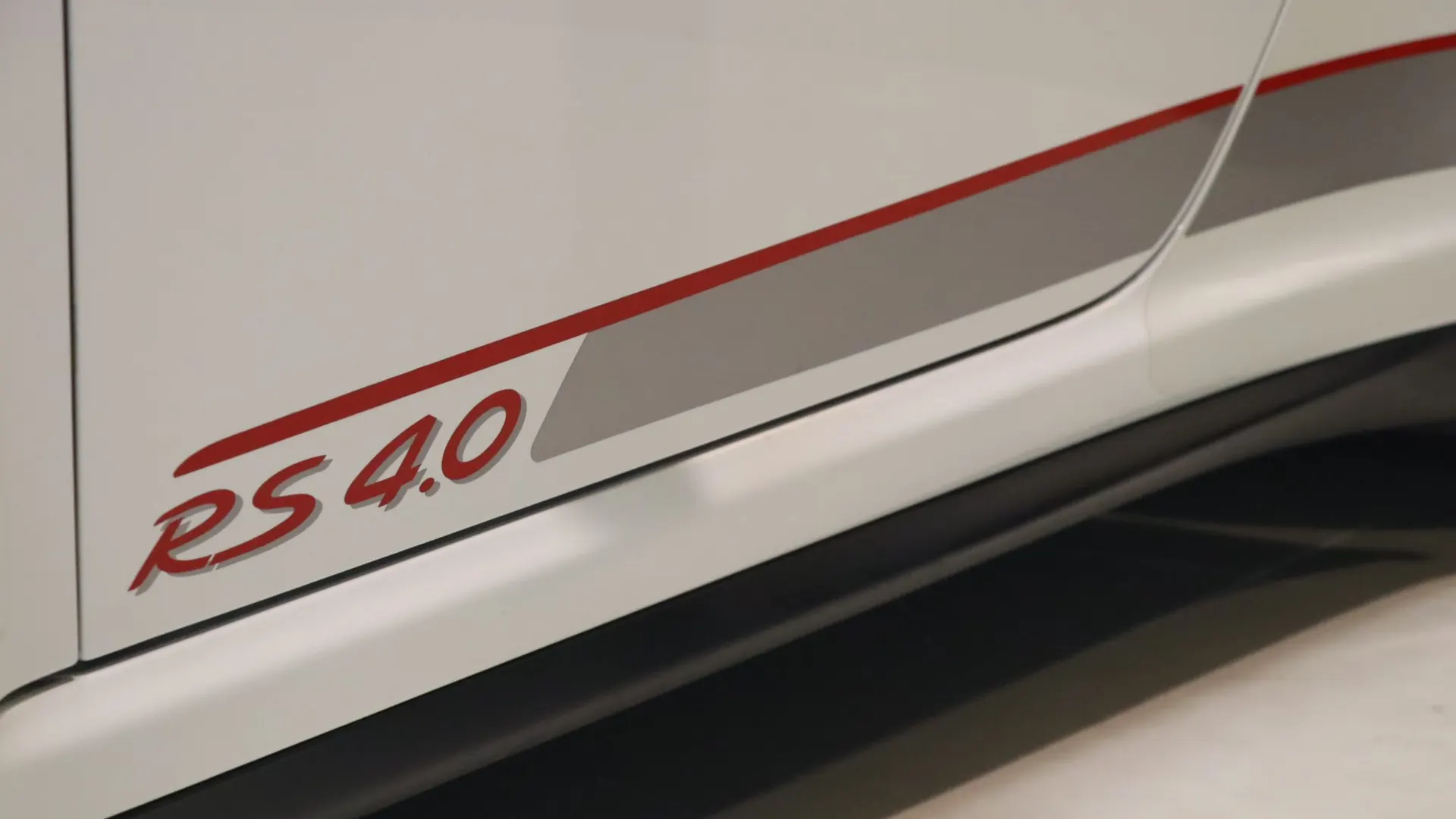 Porsche 911 — photo 46