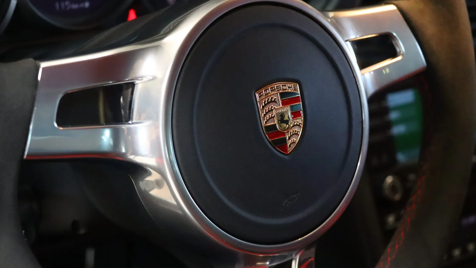 Porsche 911 — photo 20
