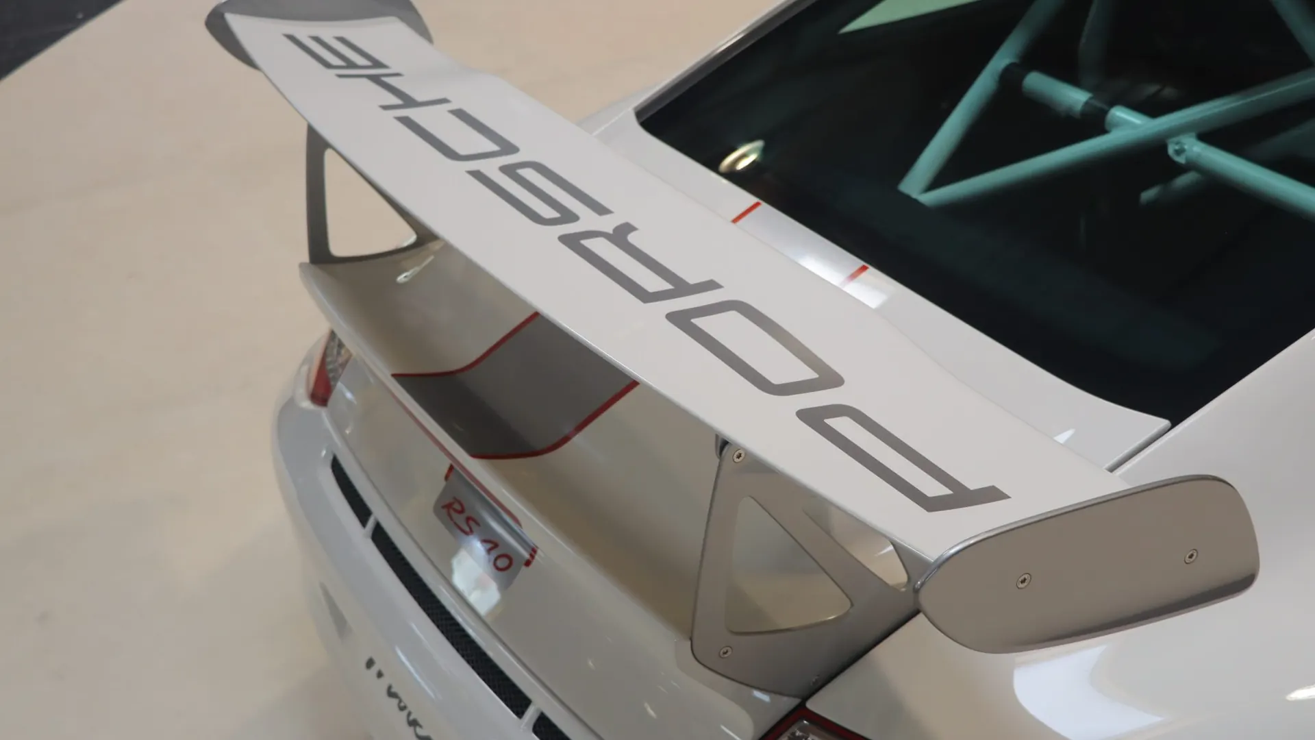 Porsche 911 — photo 49
