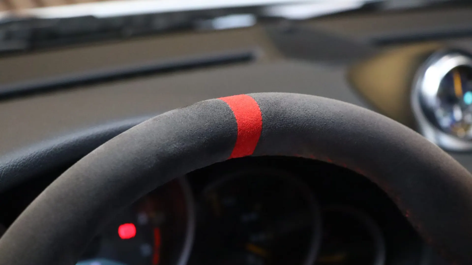 Porsche 911 — photo 21