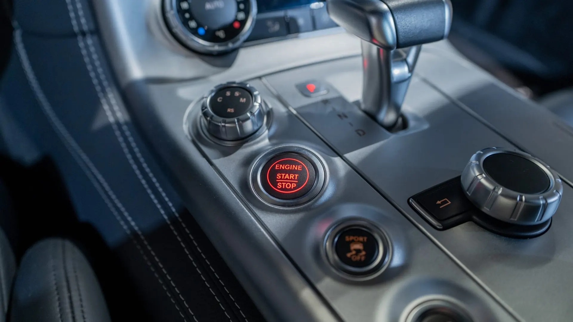 Mercedes SLS — photo 21