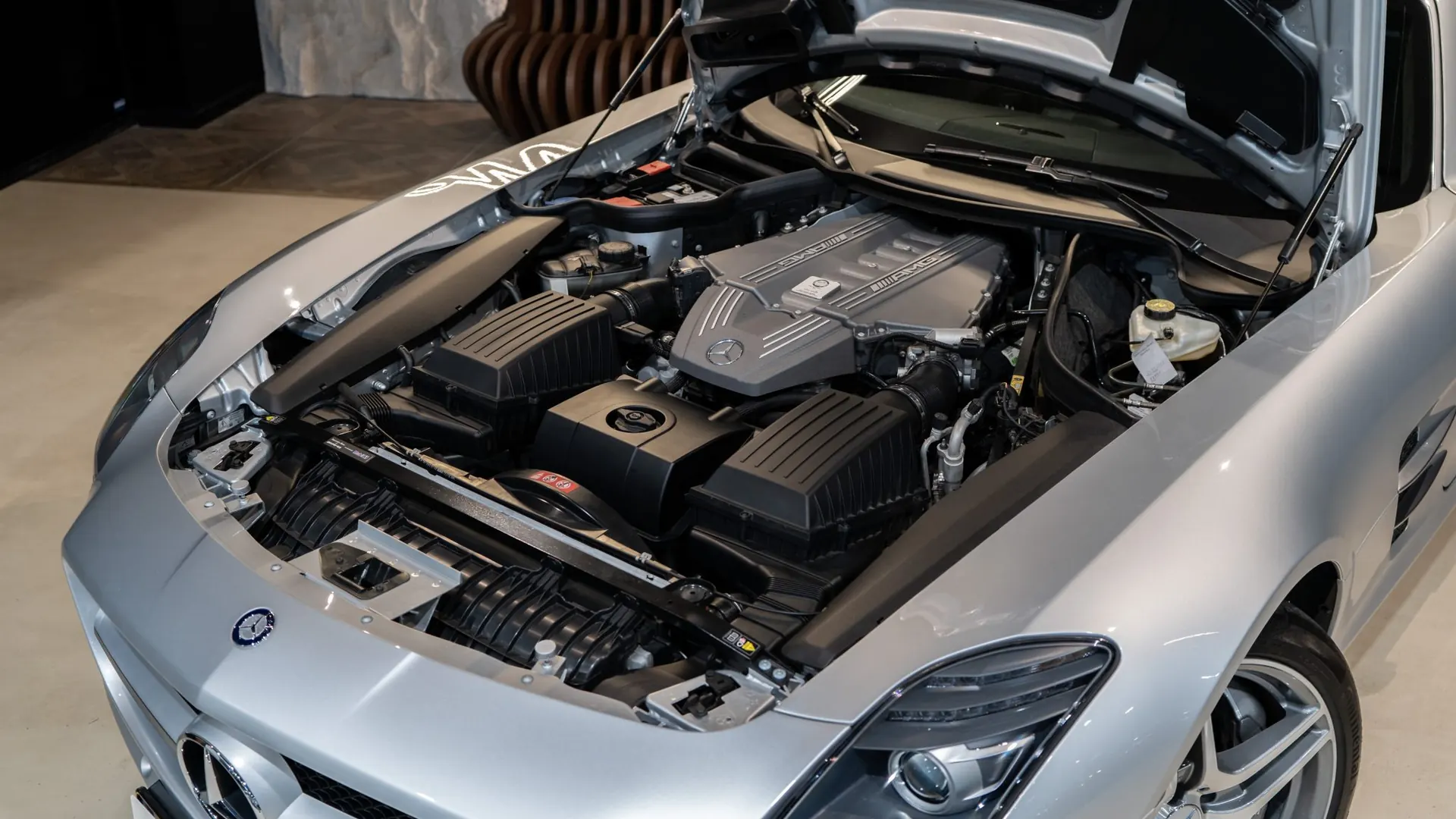 Mercedes SLS — photo 40